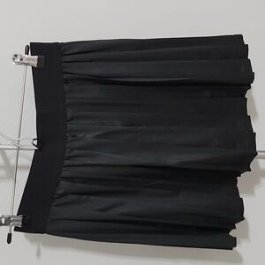 NWT Black pleated leisure skort